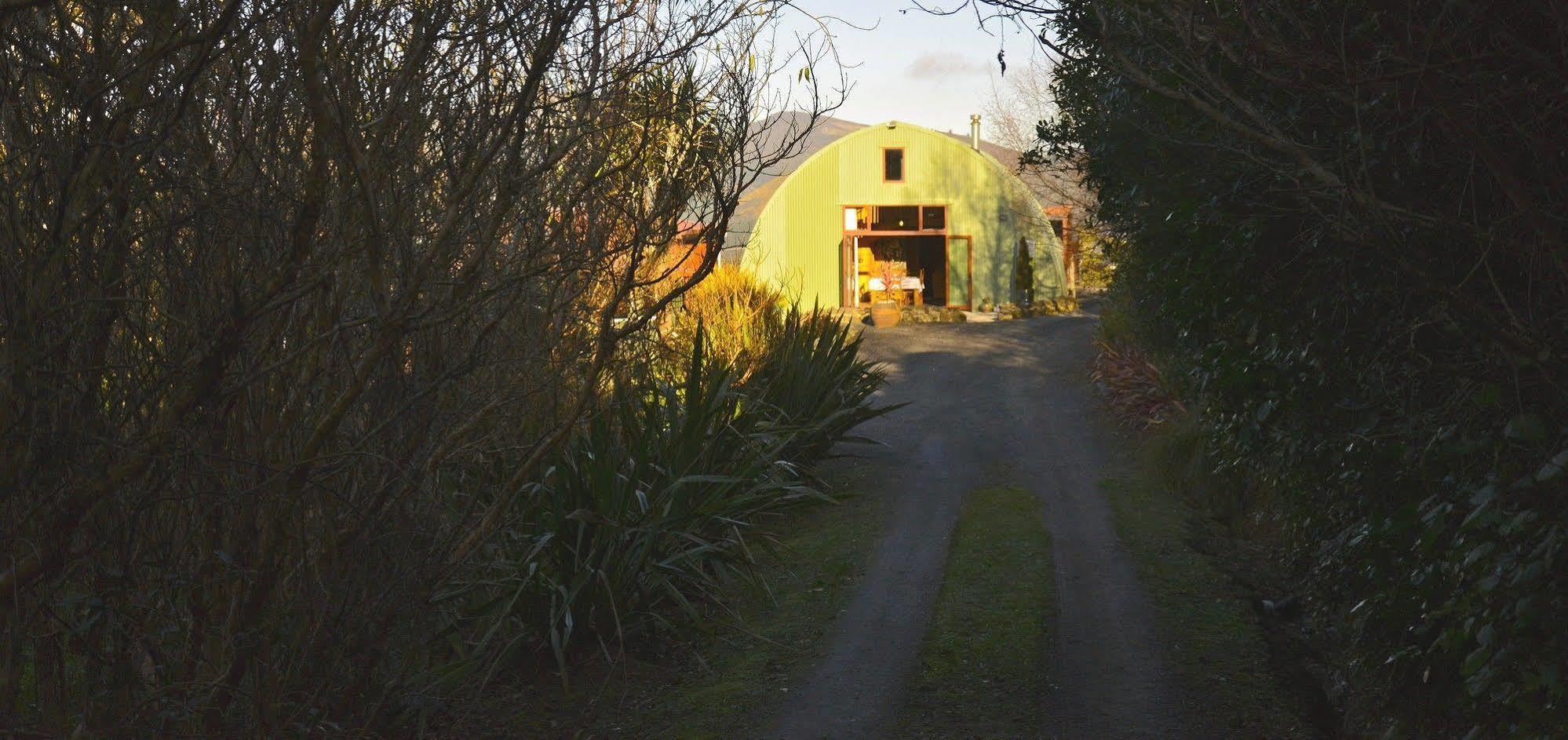 Barn Bed And Breakfast Waitati Eksteriør bilde