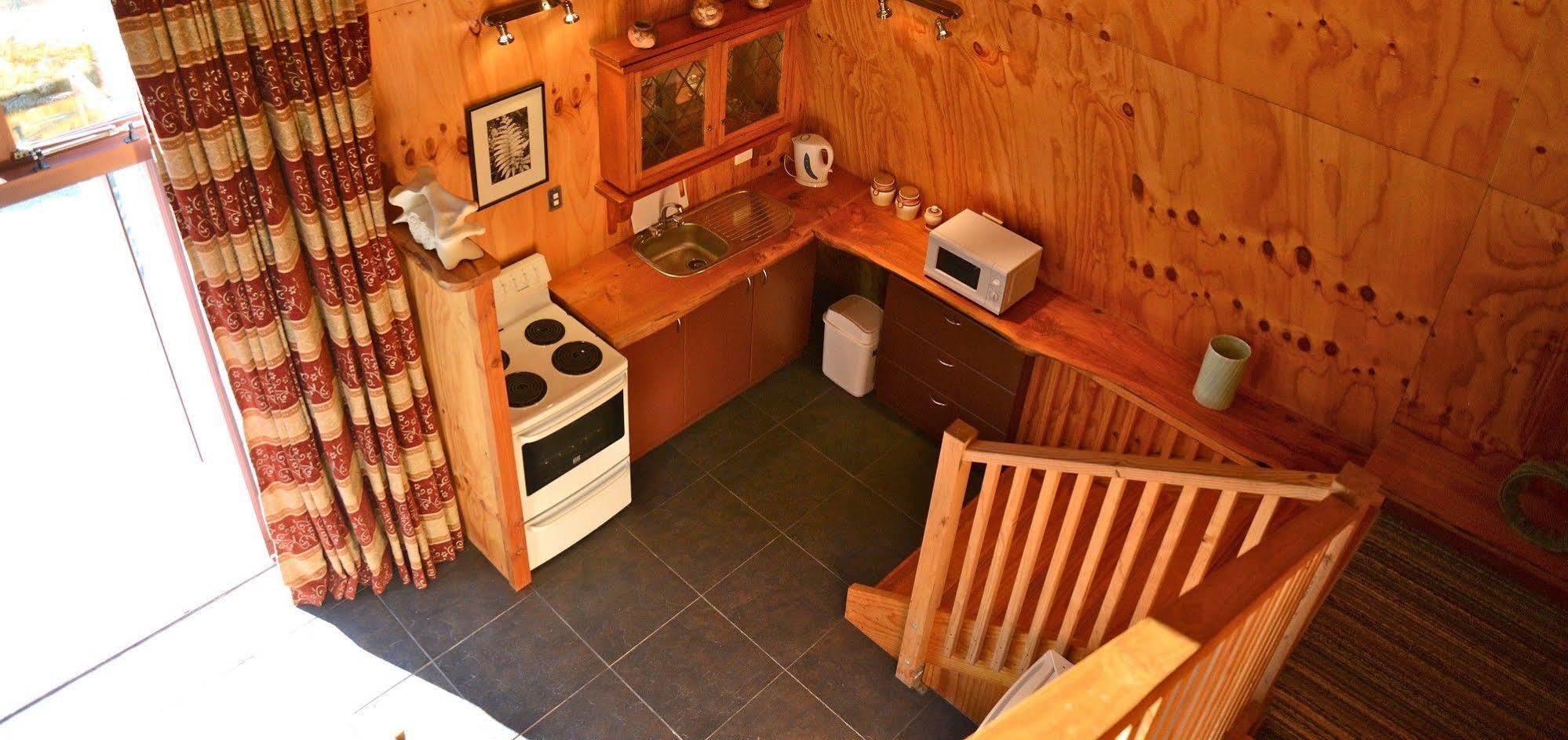Barn Bed And Breakfast Waitati Eksteriør bilde